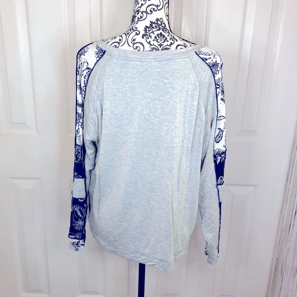 Chicos gray and blue patchwork sleeve detail lightweight sweatshirt - Picture 5 of 6